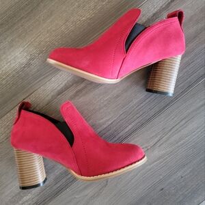 Brand New, Never Worn Faux Suede Leather Bootie Sz 7